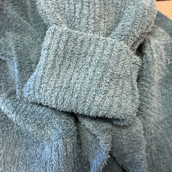 Barefoot Dreams teal Green Cozy Cardigan. - Picture 5 of 5